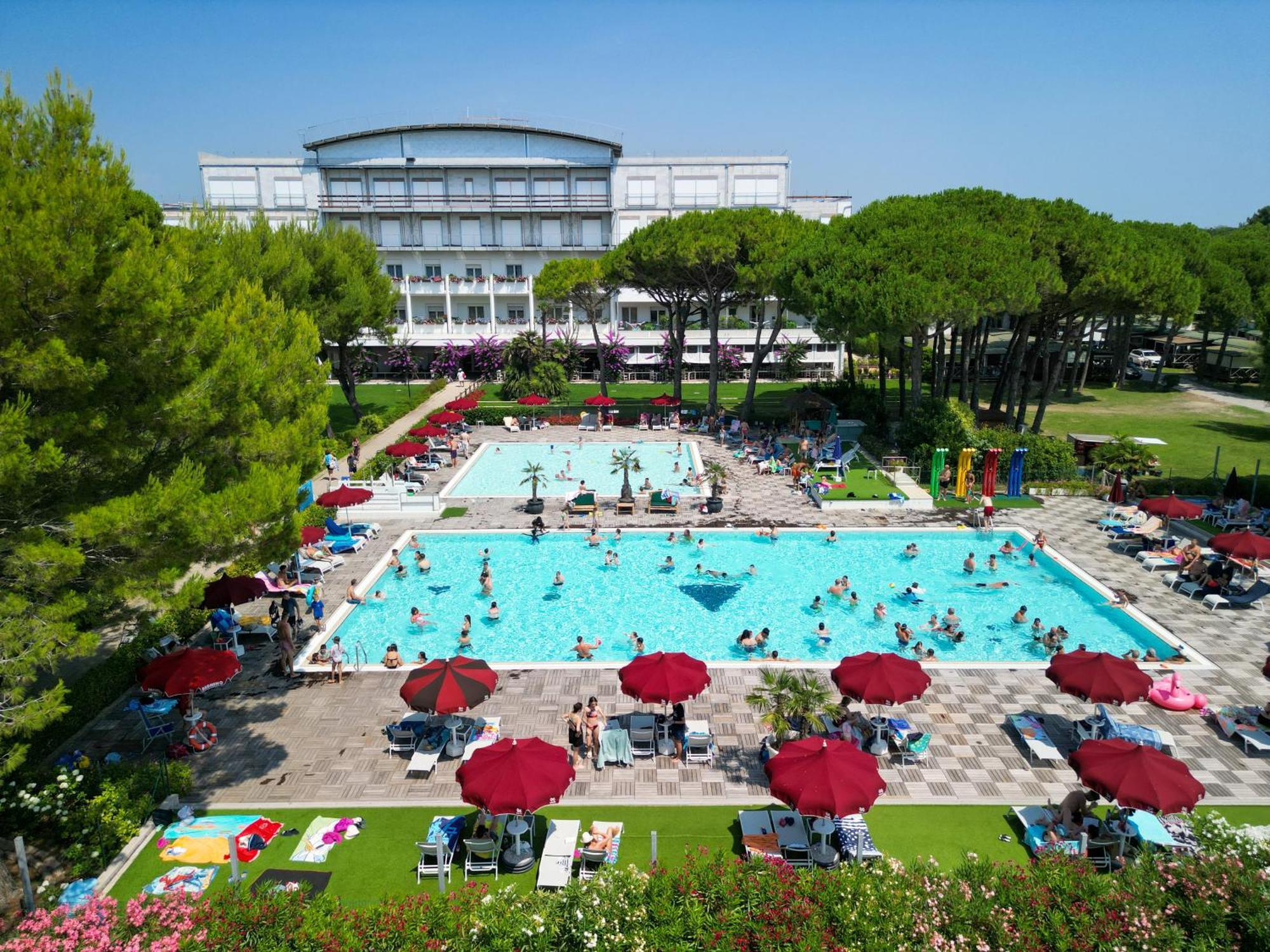Il Tridente Hotel Bibione Exterior foto